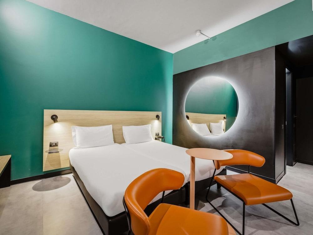 Ibis Styles Roma Aurelia Room Type - Family room