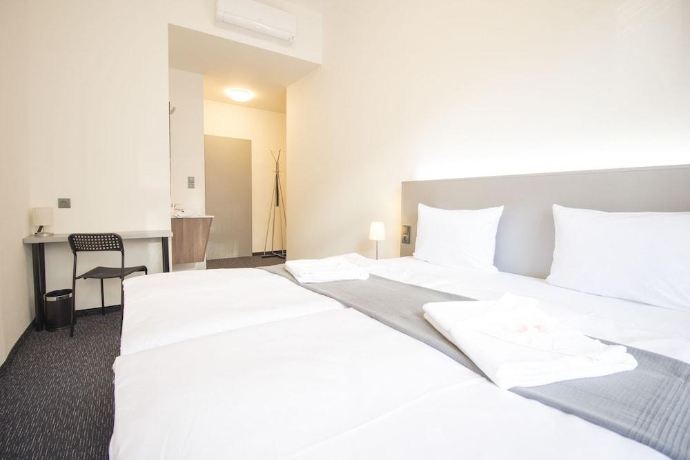 Narodni Stay Room Type - Double Room (No window)