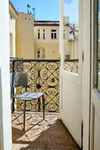 Royal Route Residence Lesser Town Room Type - Apartment with Balcony