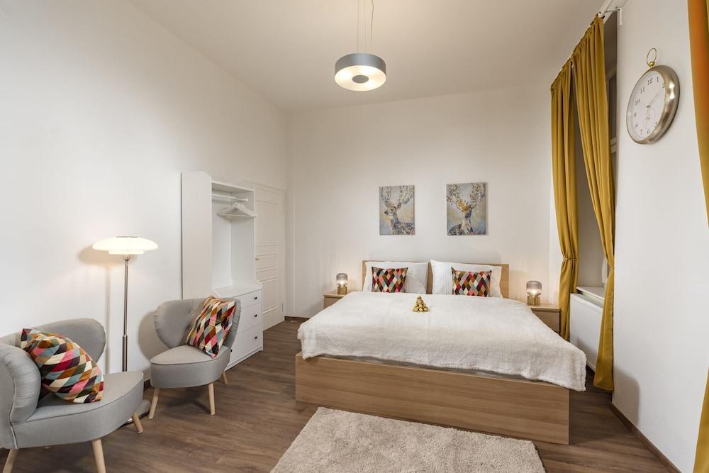 Unesco Prague Apartments Room Type - Deluxe Apartment, Courtyard View (25)