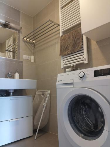 Nice and refreshing flat in Prague - Tap to explore photos