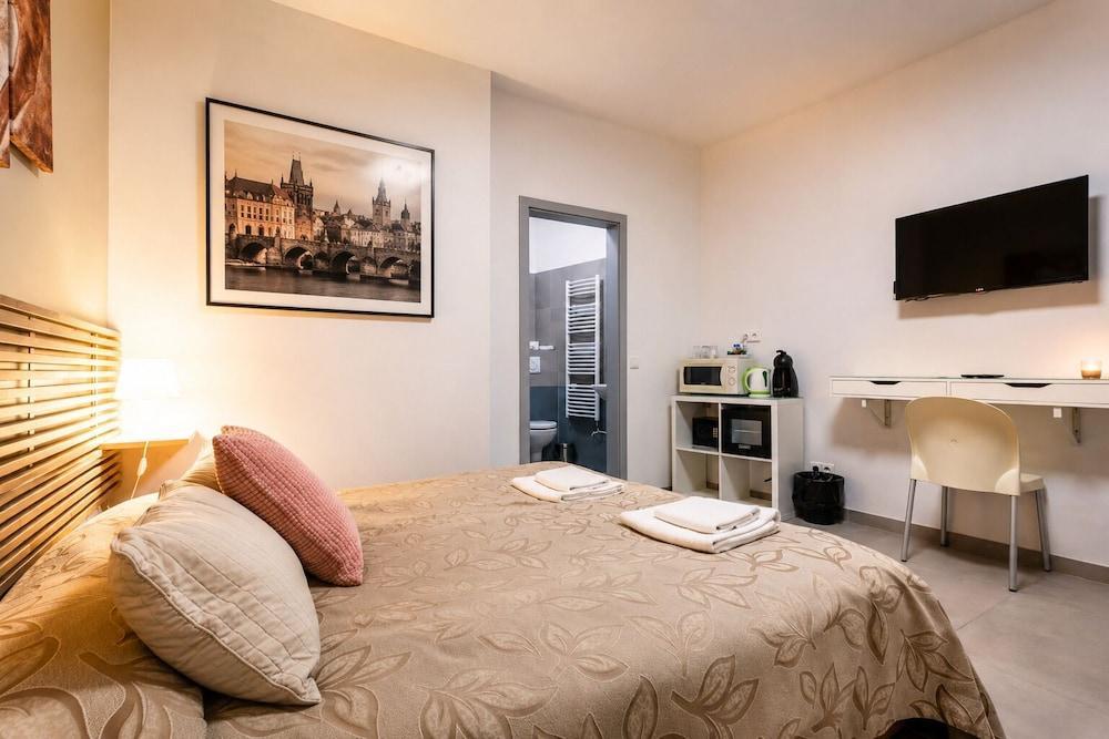 Vincanto Rooms Old Town Room Type - City Double or Twin Room