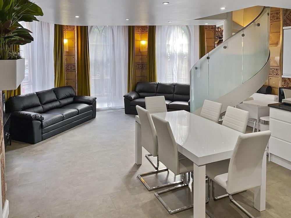 Rare 1-bed Church Converted Apartment in London - Tap to explore photos