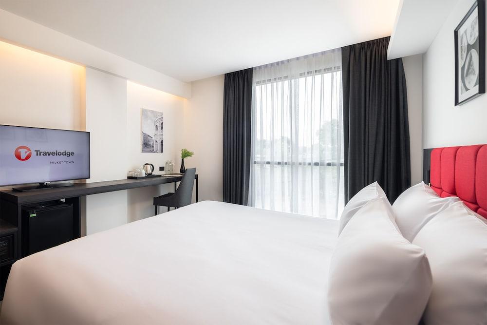 Travelodge Phuket Town Room Type - Standard Pool View