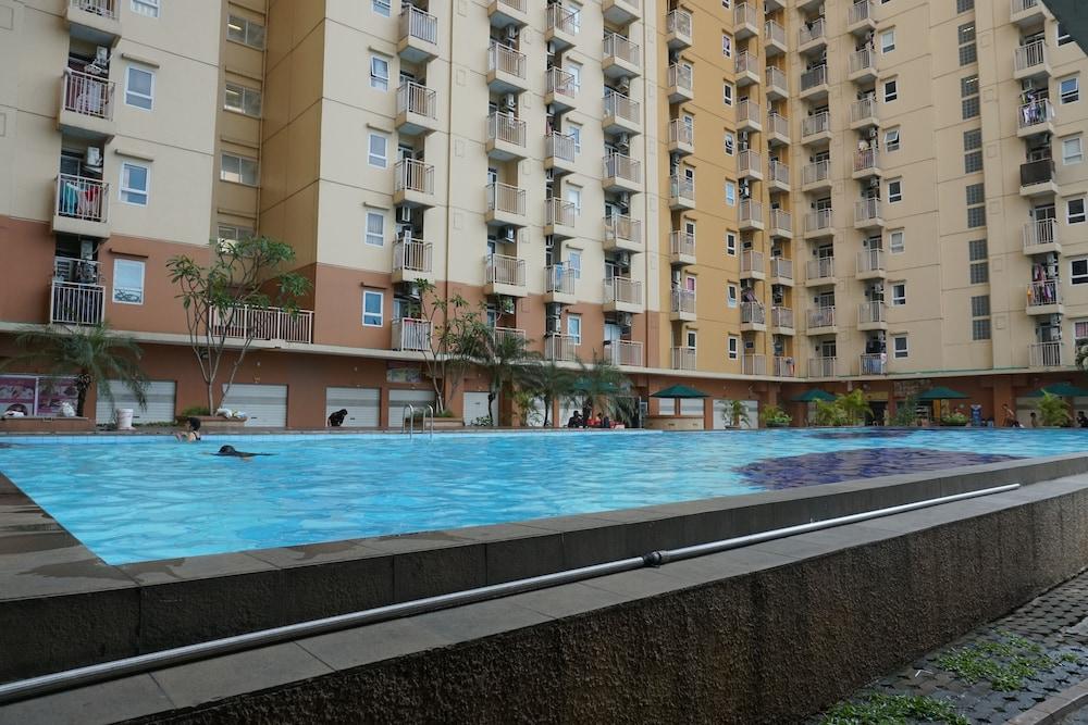Comfortable 3BR Apartment at Green Palm Residences - Tap to explore photos