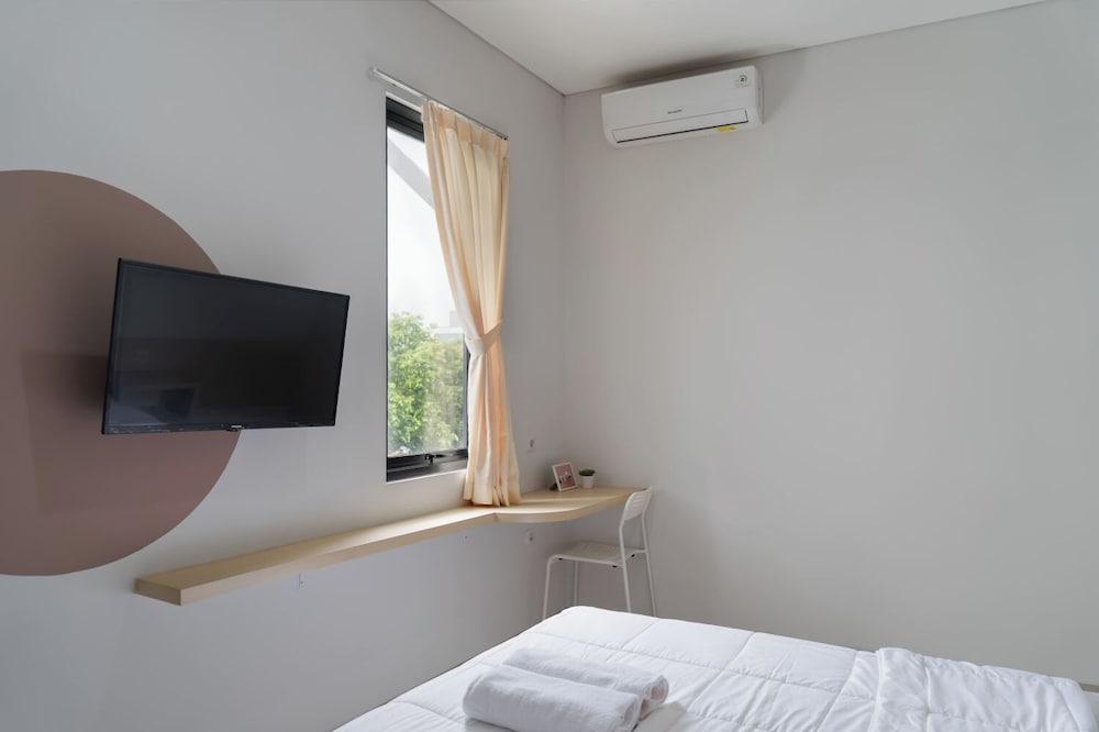 Cove Urooms Panglima Polim - Tap to explore photos