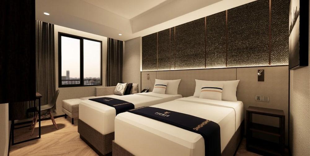 Fieris Hotel Rawamangun Room Type - Deluxe Twin Room