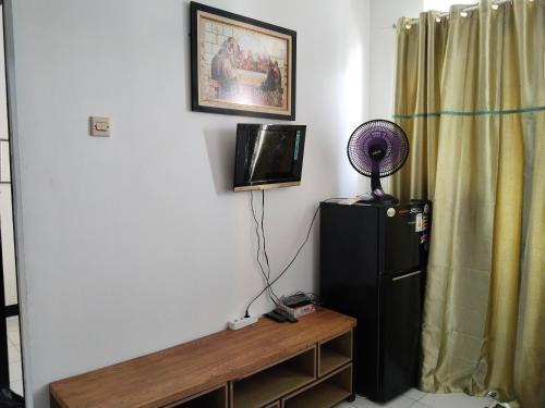 Sentra Timur Residence - Tap to explore photos