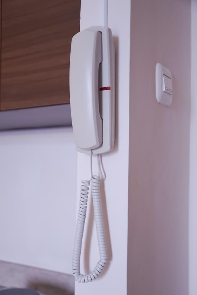 Apatel Elpis Residences 07B05 - Tap to explore photos