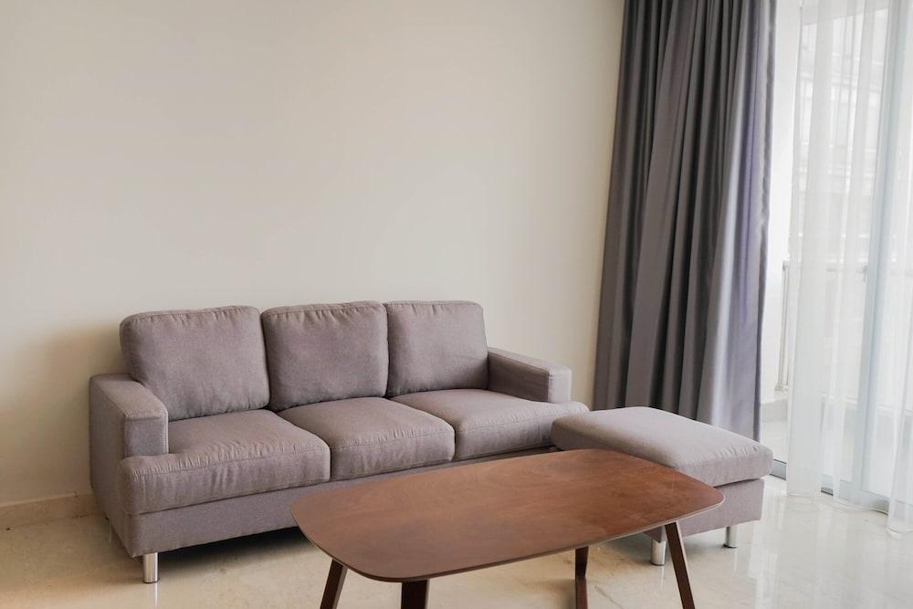 Exclusive 2BR @ The Empyreal Condominium Epicentrum Apartment - Tap to explore photos