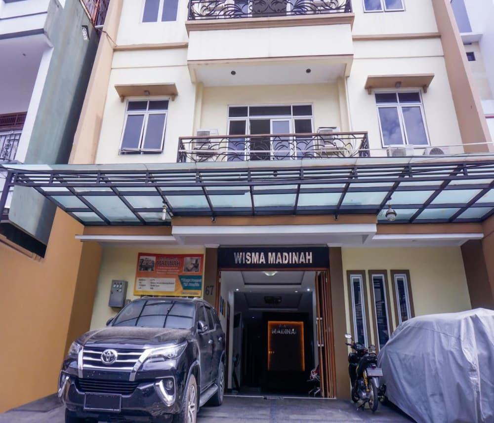 Wisma Madinah Syariah - Tap to explore photos