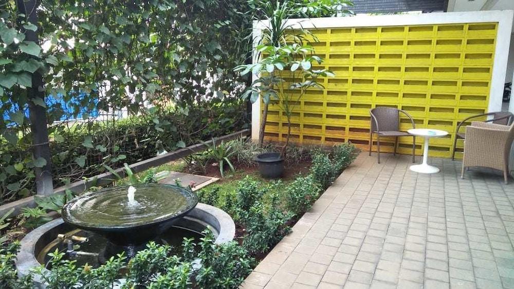 Havenwood Residence TB Simatupang - Tap to explore photos