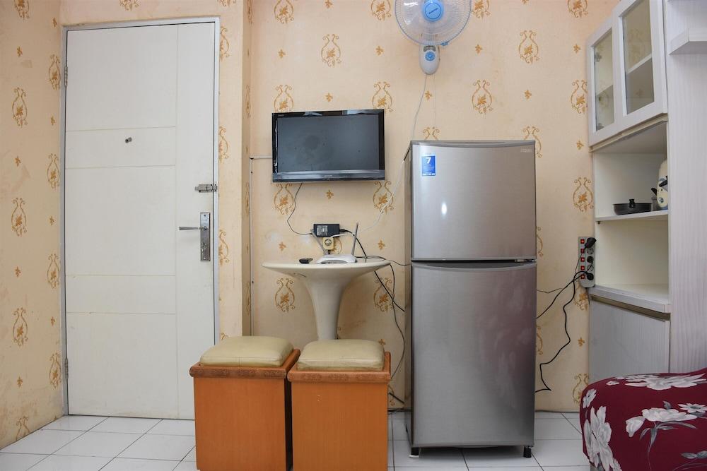 Homey 1Br At Menteng Square Apartment - Tap to explore photos