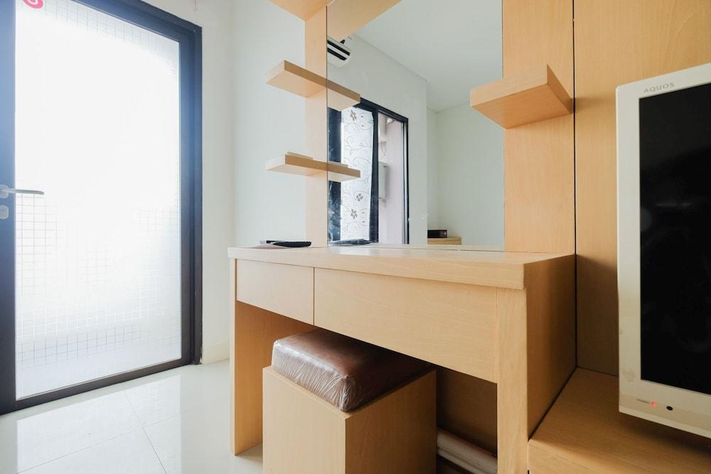 Cozy Studio at Tamansari Semanggi Apartment - Tap to explore photos