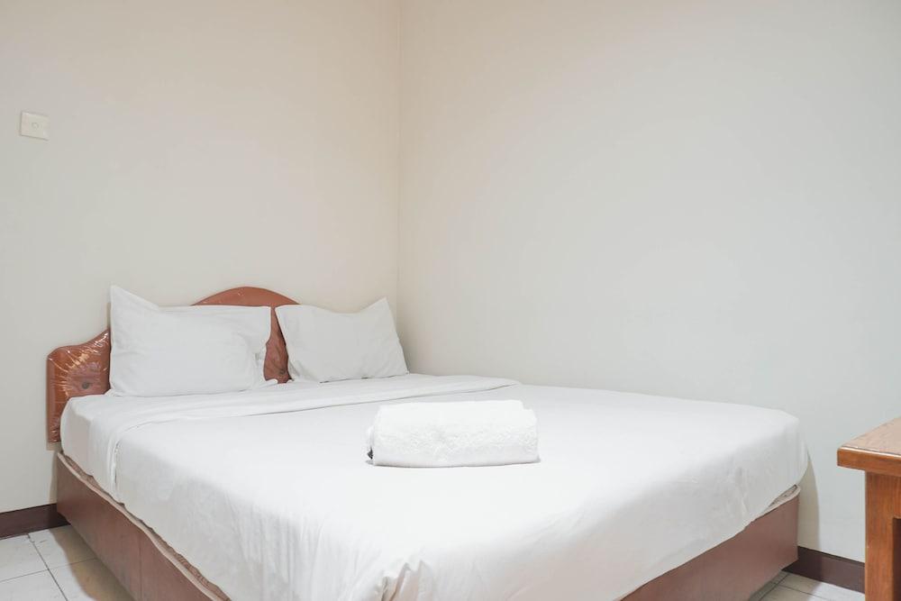 Homey 2Br At Pangeran Jayakarta Apartment