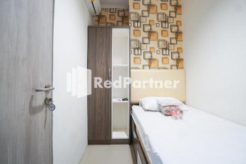 Eascot Hotel Mitra RedDoorz - Tap to explore photos