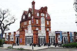 Connaught House Hotel London ExCeL - Tap to explore photos