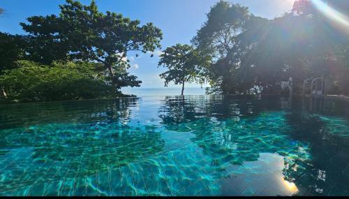 Genesis villa- front beach peaceful villa big infinity swimming pool - Tap to explore photos