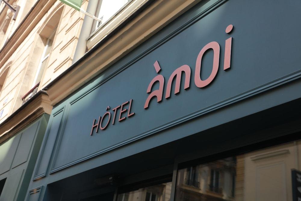 Hôtel Amoi Paris - Tap to explore photos