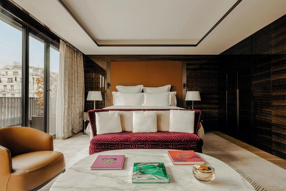 Bvlgari Hotel Paris Room Type - Executive Room, Terrace
