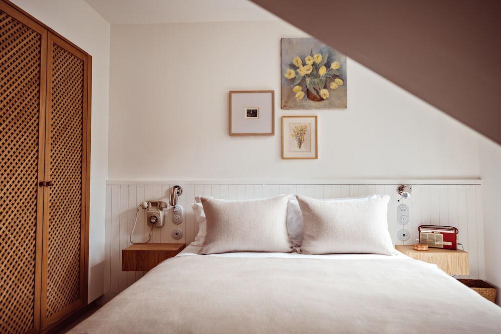 Hôtel Monsieur Aristide Room Type - Executive Double Room