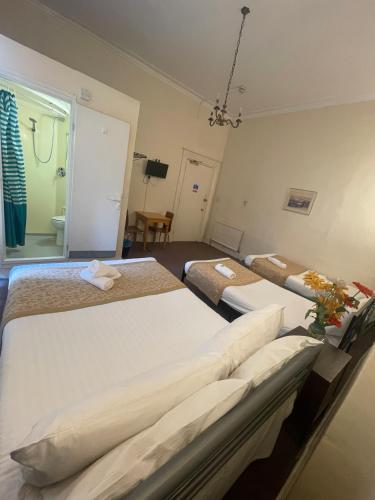 Thanet Hotel Annex Room Type - Family Room - En Suite Thanet Hotel Annex Room Type - Family Room - En Suite