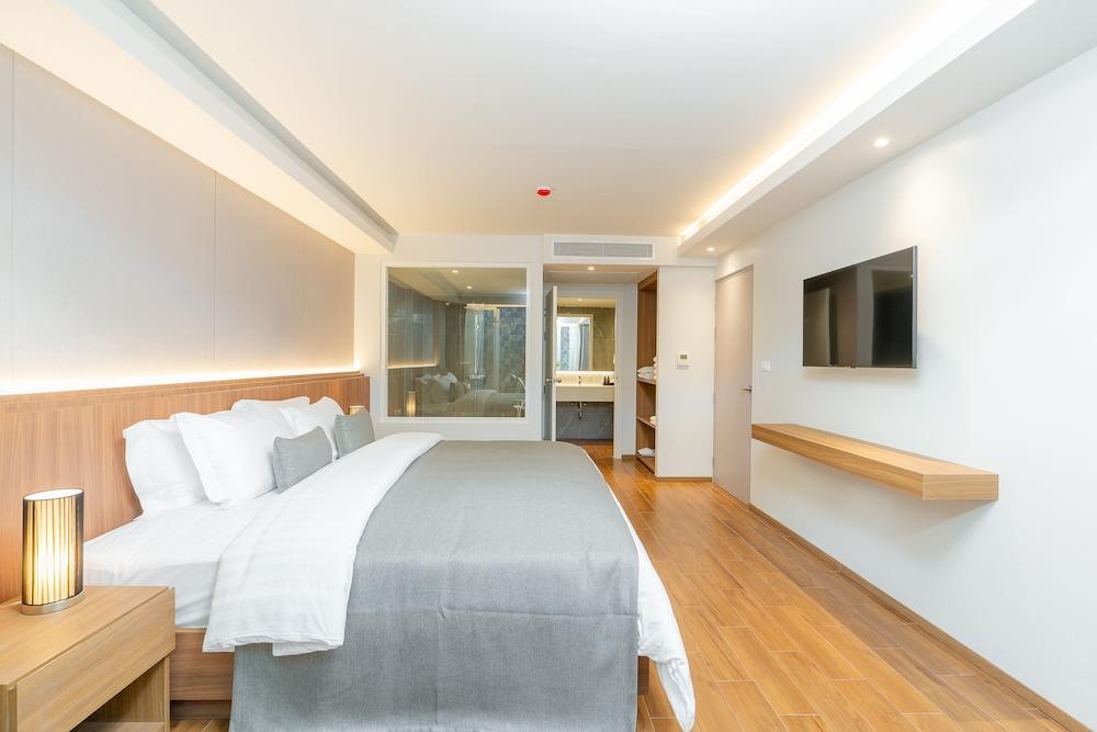Shambhala Hotel Pattaya Room Type - Suite