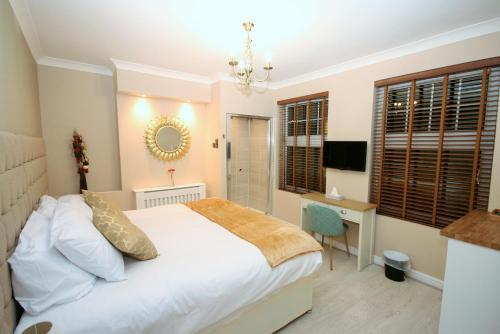 Brick Lane Guest House Room Type - Large Double or Twin Room