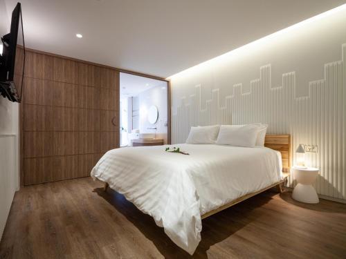 Bonsai Hotel Bangkok Room Type - Superior King Room