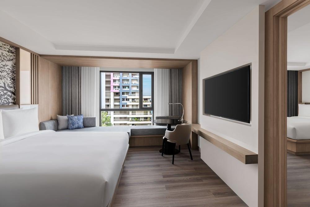 Courtyard by Marriott North Pattaya Room Type - Premier King Courtyard by Marriott North Pattaya Room Type - Premier King