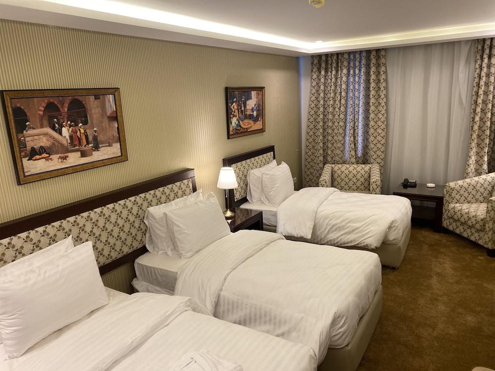 Strand Hotel Room Type - Family Triple Room