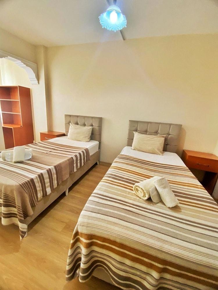 Ulubat Castle Hotel Room Type - Standard Twin Room