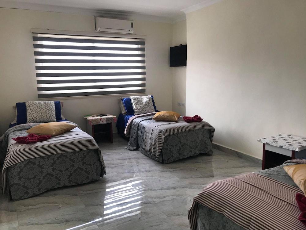 Jordan Tower Hotel Room Type - Family Suite