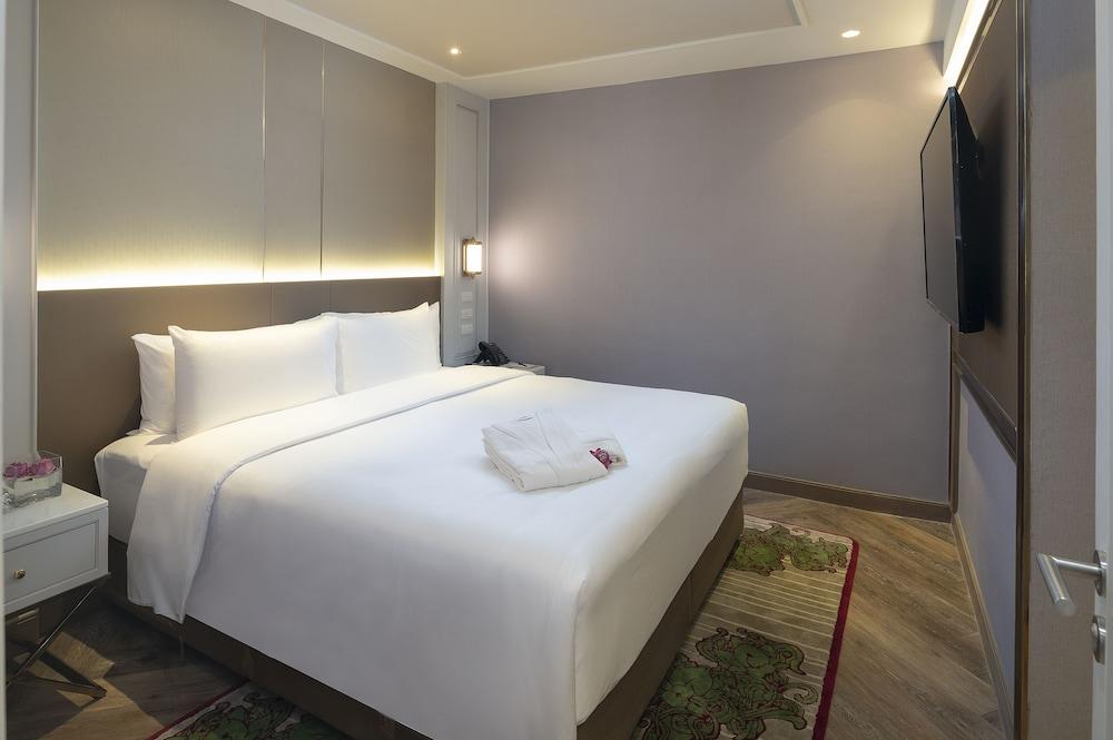 Aira Bangkok Sukhumvit 11 by Kingston Hotels Room Type - Executive Studio Club Lounge Access Aira Bangkok Sukhumvit 11 by Kingston Hotels Room Type - Executive Studio Club Lounge Access