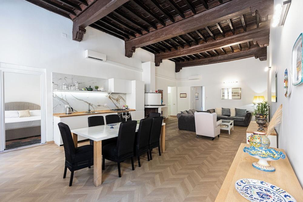 Rental in Rome Bramante Luxury - Tap to explore photos