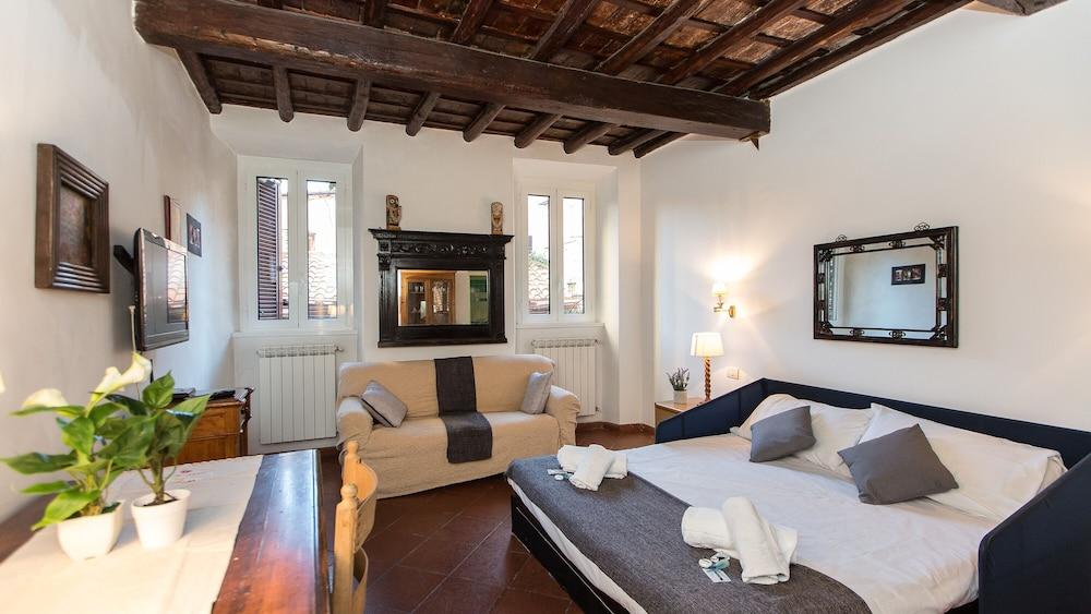 Rental in Rome Scala Studio Room Type - Studio