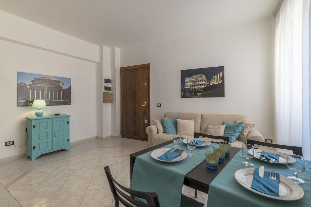 San Giovanni Apartment with Balcony - Tap to explore photos