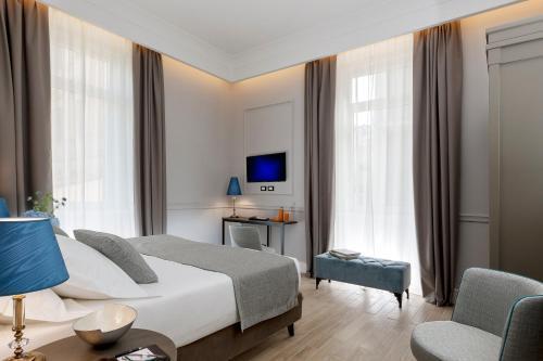 Hotel La Ville Room Type - Superior Double or Twin Room Hotel La Ville Room Type - Superior Double or Twin Room