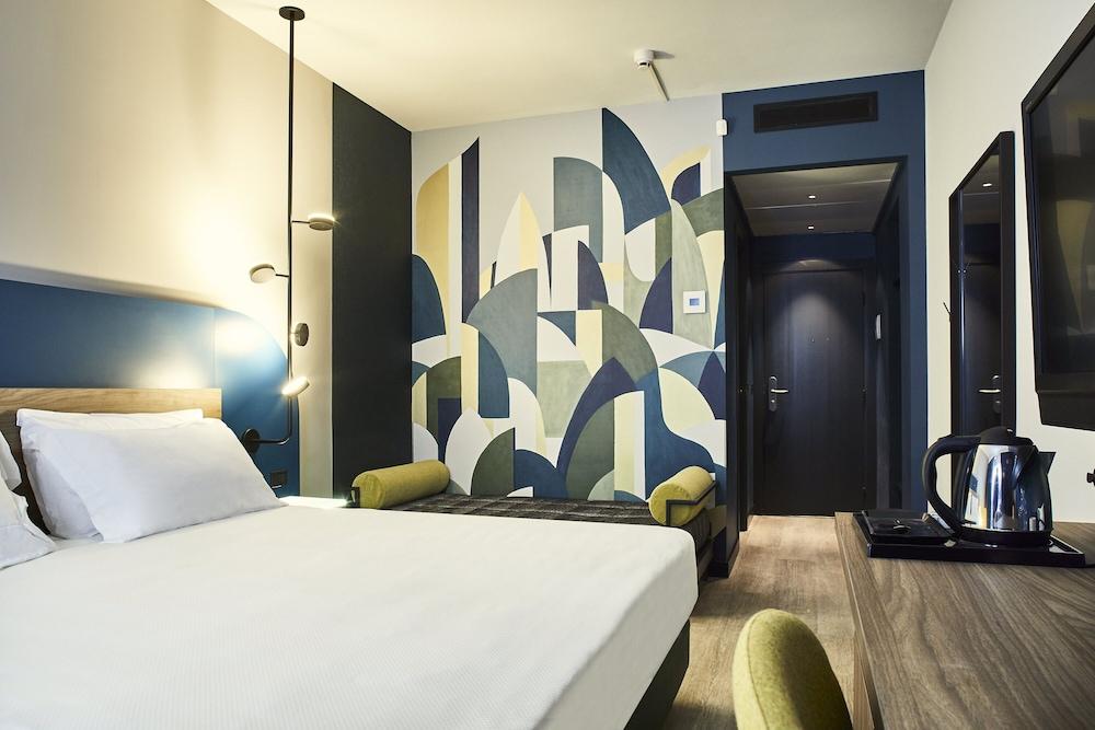 BELSTAY ROMA AURELIA Room Type - Superior Triple Room