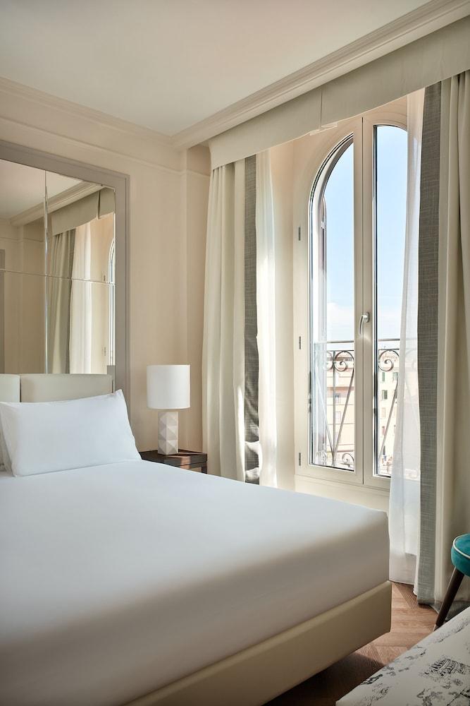 Trastevere Roma | UNA Esperienze | Preferred Hotels and Resorts - Tap to explore photos