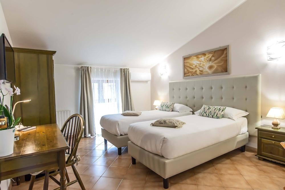 Plaza Rooms Ciampino Room Type - Twin Room