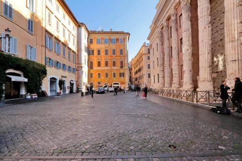 Pantheon Family Romantic Suite