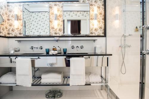 Hotel Vilòn - Small Luxury Hotels of the World - Tap to explore photos