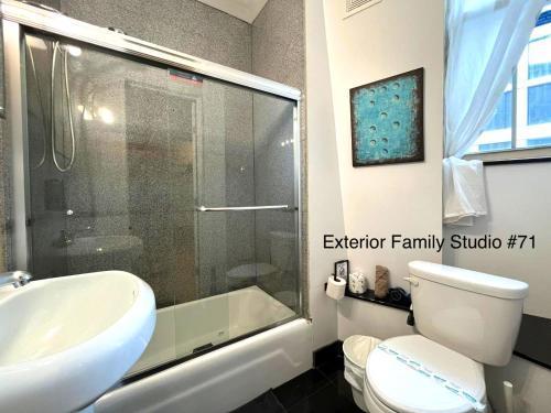 NYC Empire Apartments Room Type - Family Exterior Studio #07