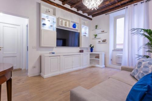 Portico D'ottavia Room Type - Deluxe Apartment Portico D'ottavia Room Type - Deluxe Apartment