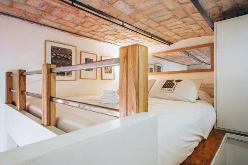 Restart Accommodations Farnesina - Tap to explore photos