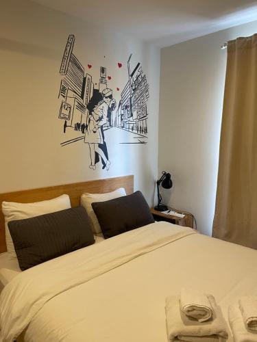 Chelsea Rooms NYC Room Type - Deluxe Double Room