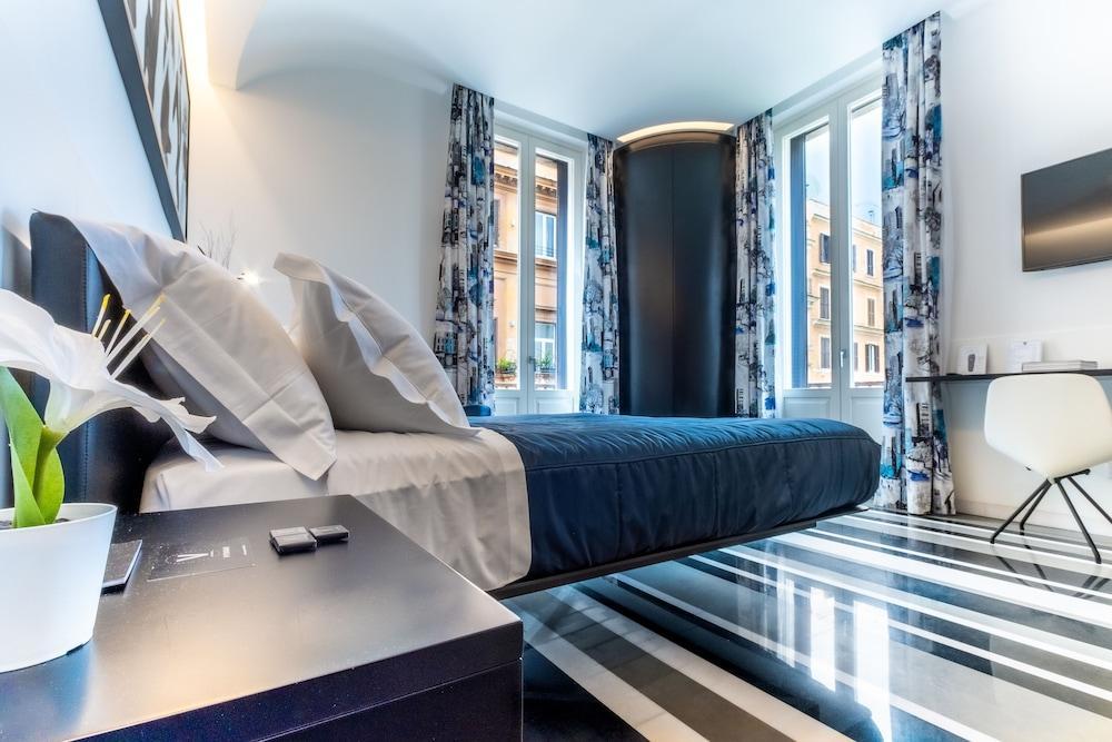 V-Accommodation IV Fontane Room Type - Senior Double Room