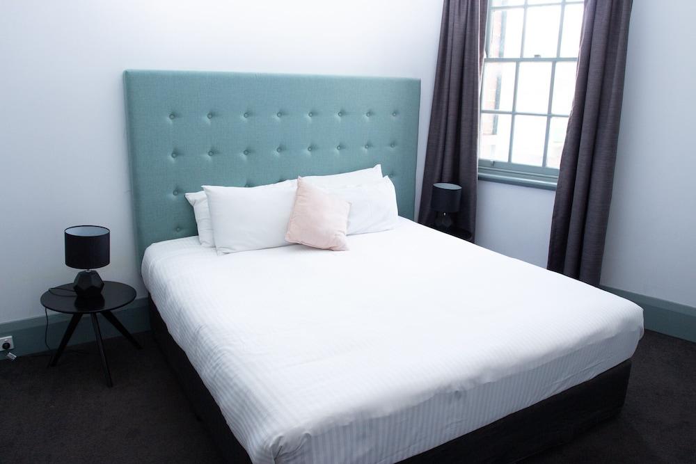Oasis on Beamish Hotel Room Type - King Room, Ensuite Bathroom
