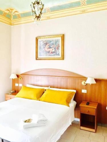 NAHID ACCOMMODATION - Tap to explore photos